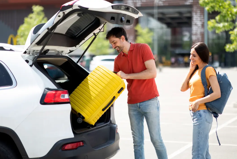 Streamline Your Travel: Choosing Vehicles for Week-Long Journeys